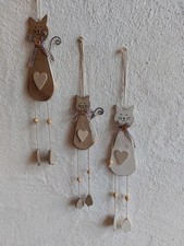 Schöne Katzen zum Hängen aus