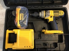 DeWalt DC901 Akku-Bohrhammer