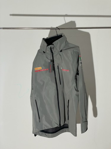 Prada luna rossa - rossa, team