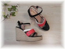 Guess * mega hübsche Keil