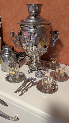 Russ samowar mit teedose - russ.,