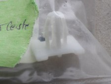 1x Original Opel Omega B Befestigungsklammer 9148183 Zierleiste HA12835