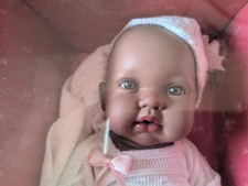 43 cm große Babypuppe mit