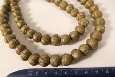 Schöner Strang runde Messingperlen 13mm HF91 Gelbguß Ghana Brass Beads Ashanti