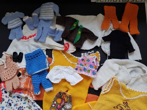 Konvolut puppensachen kleidung - konvolut,