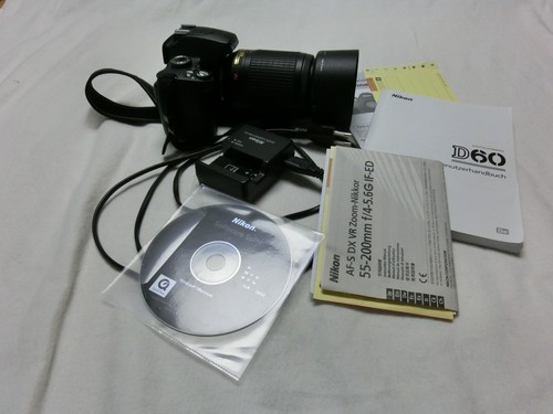 Nikon d60 plus nikkor - af-s,