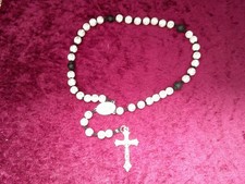 Rosenkranz weiß/schwarz, lange Gebetskette mit Kruzifix