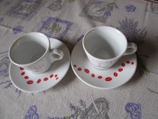 Zwei LAVAZZA Espressotassen