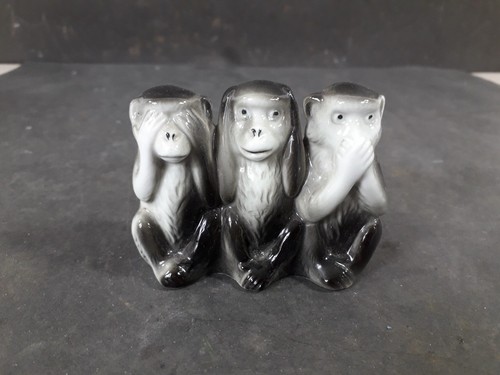 Porzellanfigur drei affen mit - drei,