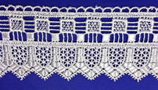 Spitze  Macrameespitze