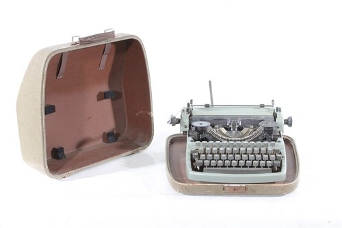 Alte schreibmaschine vintage - alte,