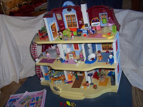 Playmobil dollhouse - playmobil,