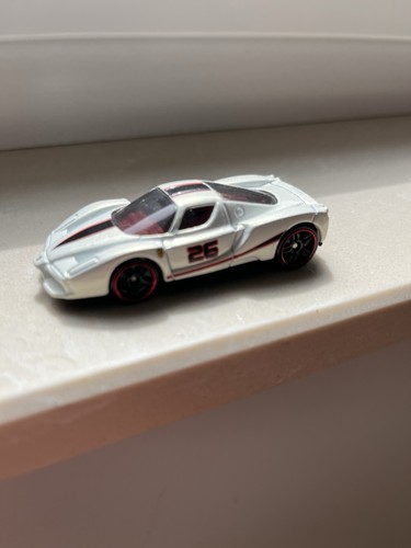 Hot wheels ferrari enzo - wheels,