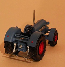 TRAKTOR-Teile aus KLEINSERIE