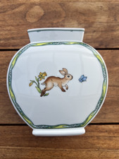 Hutschenreuther Louvre Vase