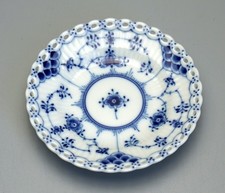 Royal Copenhagen Musselmalet Schale Vollspitze Modell 1145. 1 Wahl.