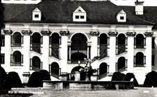 Ak St. Florian Oberösterreich, Stift  Brunnen, Säulen, Skulptur - 4894459