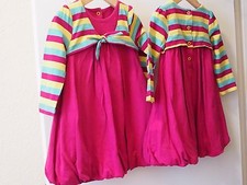 SCHÖNES MÄDCHEN PUFF BALL