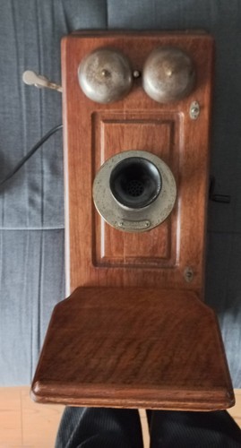 Wandtelefon mit