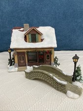 Goebel M.I. Hummel Bäckerei mit Brücke - Porzellan - beleuchtet - OVP