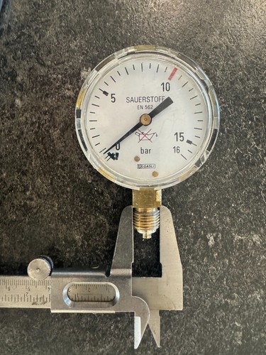 Manometer 16bar 2 zoll - 0-16bar,