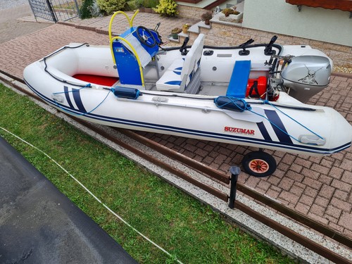 Schlauchboot mit motor und - mit,