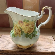 Royal Albert Bone China gelbe
