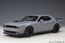 AUTOart 71774 - 1/18 Dodge Challenger R/T Scat Pack Shaker Widebody (Smoke Show)