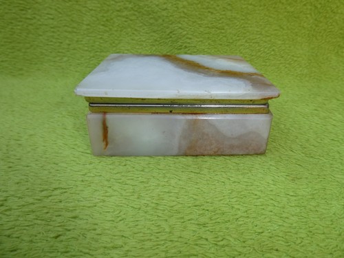 Schmuckkästchen aus onyx - schmuckkästchen,