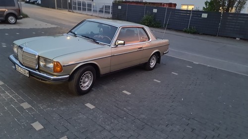 W123 coupe - w123,