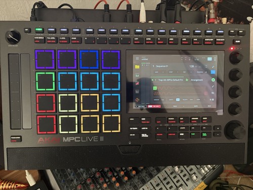 Akai mpc live - (, )