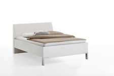 Doppelbett mit Polster