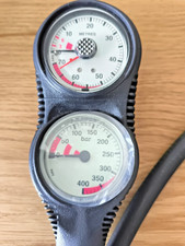 Konsole mit Finimeter und