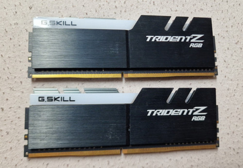 Skill trident rgb - g.skill, z