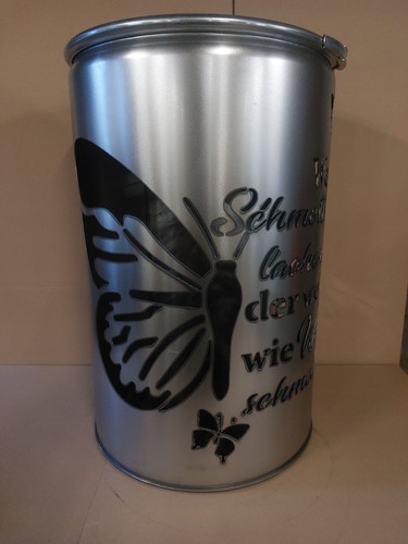 Feuertonne mit schmetterling - feuertonne,
