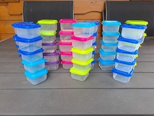 Plastikdosen Kleinaufbewahrung