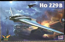 Takom 32002 Horten Ho229B Nachtjäger 1/32 mit Stehender Pilotenfigur 1/16