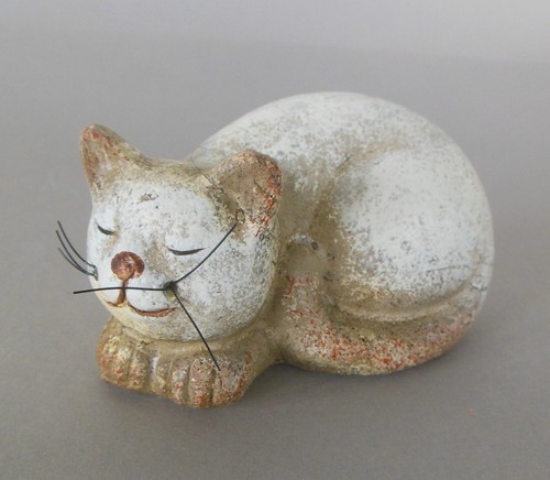 Katze liegend hoch figur - liegend,