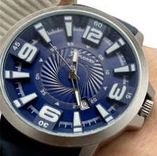 Herrenuhr signiert Explorer