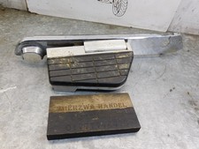 Honda GL1500 SC22 Goldwing Fußraste hinten rechts inkl. Halter Halteplatte