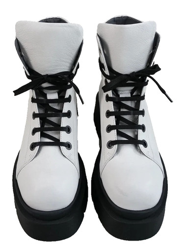 Lofina boots mit rundholz - mit,