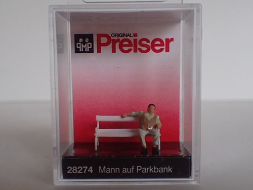 Preiser mann auf der parkbank - preiser,