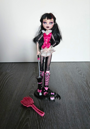 Monster high draculaura - high,