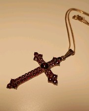 Böhmisches Granat Kreuz 900