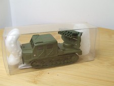 RK ; Kettenfahrgestelll AT-S 712 m. Werfer BM-24 ; NVA  ;H0 , 1:87 ;DDR Modell ;