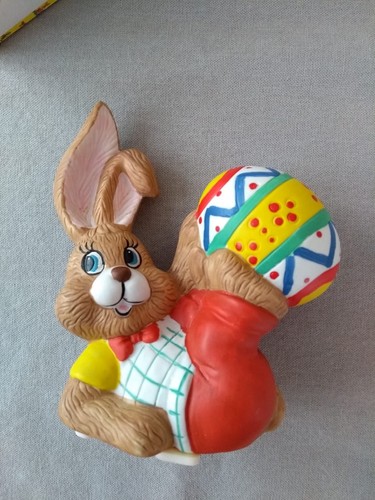 Osterhase aus porzellan - aus,