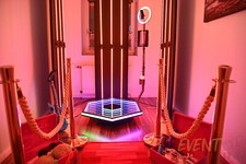 360 Grad Videobox mieten⭐Video Booth ✅Fotobox Spiegelbox 360 Spin