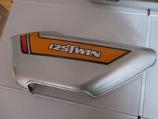 1 ---Seitendeckel links Cover left Honda CB 125T Twin 125 T Verkleidung