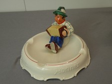 Keramik-Aschenbecher, Hohner