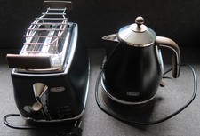 De'Longhi Icona Set Wasserkocher + Toaster Retro Schwarz/Braun – teildefekt